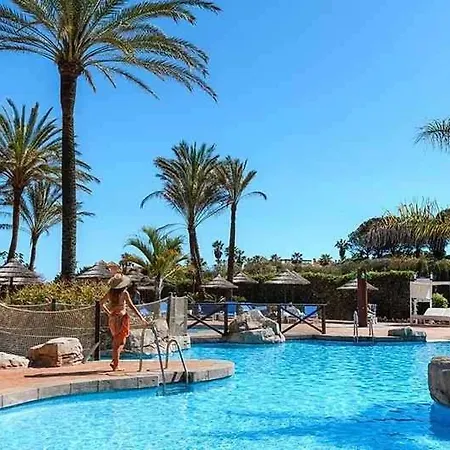 Cozy 2-story Townhouse Family-friendly * Fuengirola