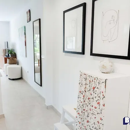 Cozy 2-story Townhouse Family-friendly *