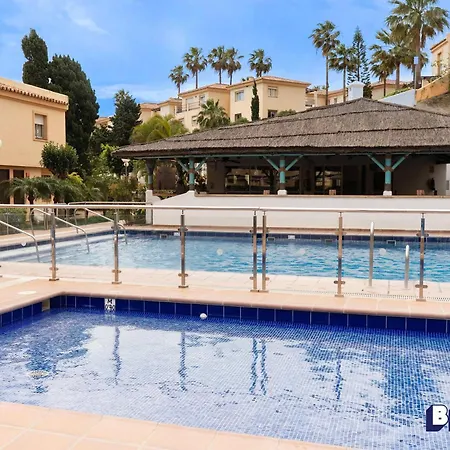 Cozy 2-story Townhouse Family-friendly Fuengirola